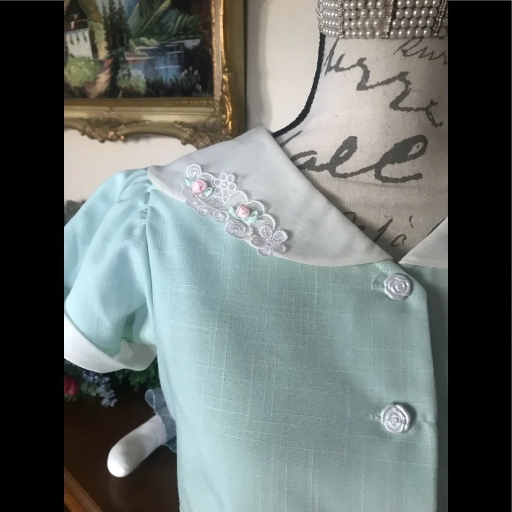 Rare Vintage Sage  2-piece Swiss Rose Collar Dress NWT